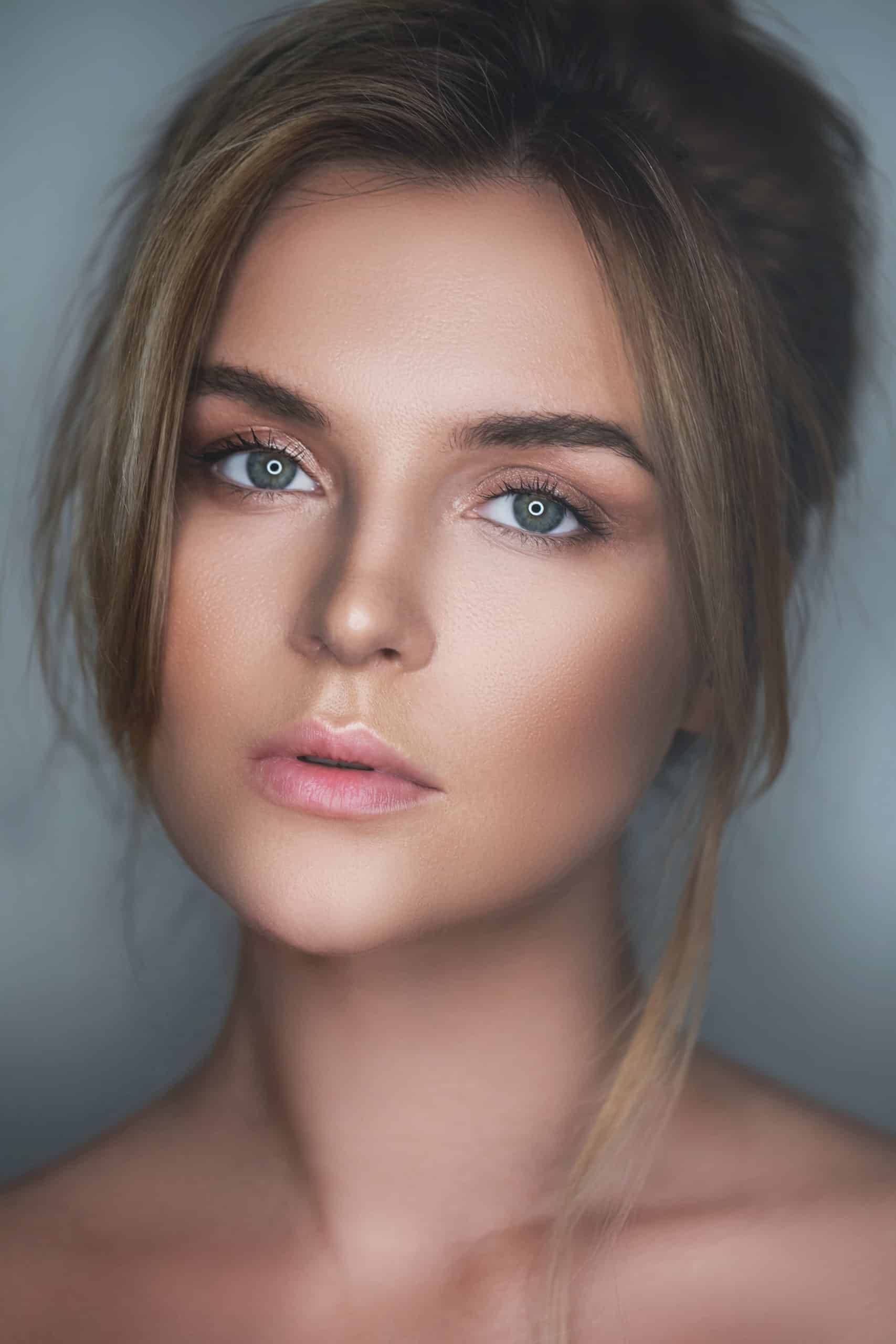 Portrait of a pretty young lady | Bellava Aesthetics | Best Medical Spa in Crestview Hills, KY